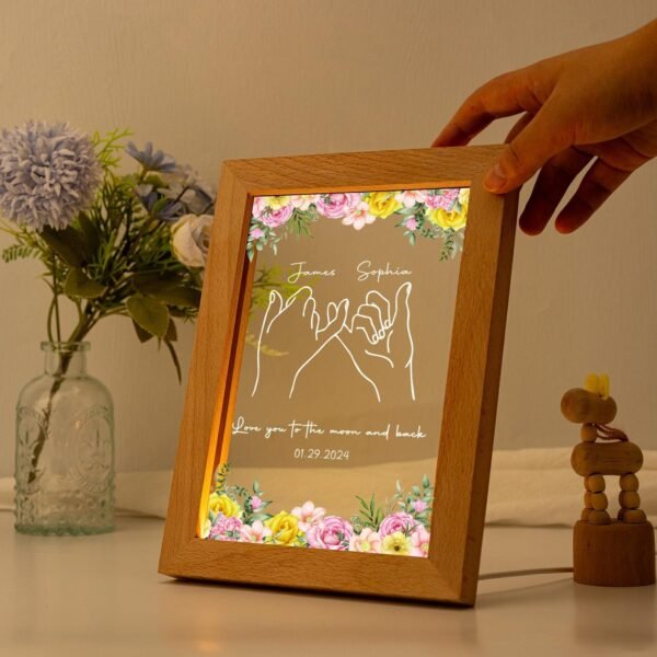 Plaque Personnalisée pour Couples avec Cadre – Mains & Noms – Image 6