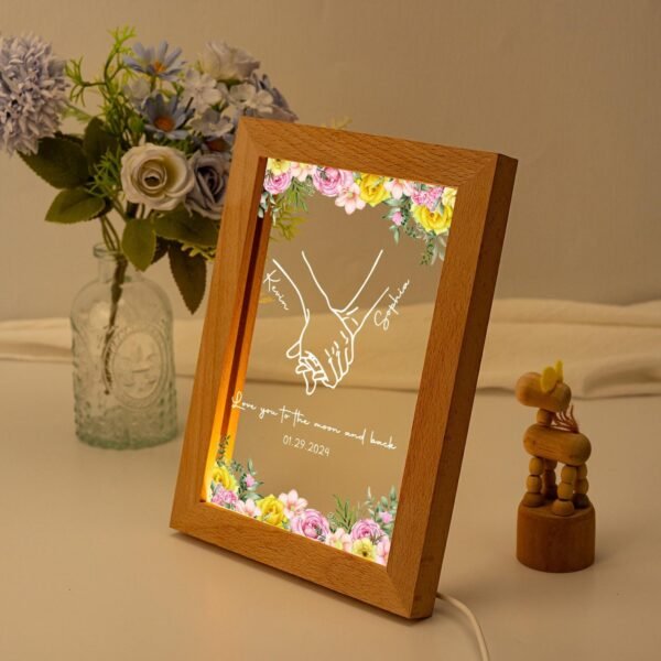 Plaque Personnalisée pour Couples avec Cadre – Mains & Noms – Image 2